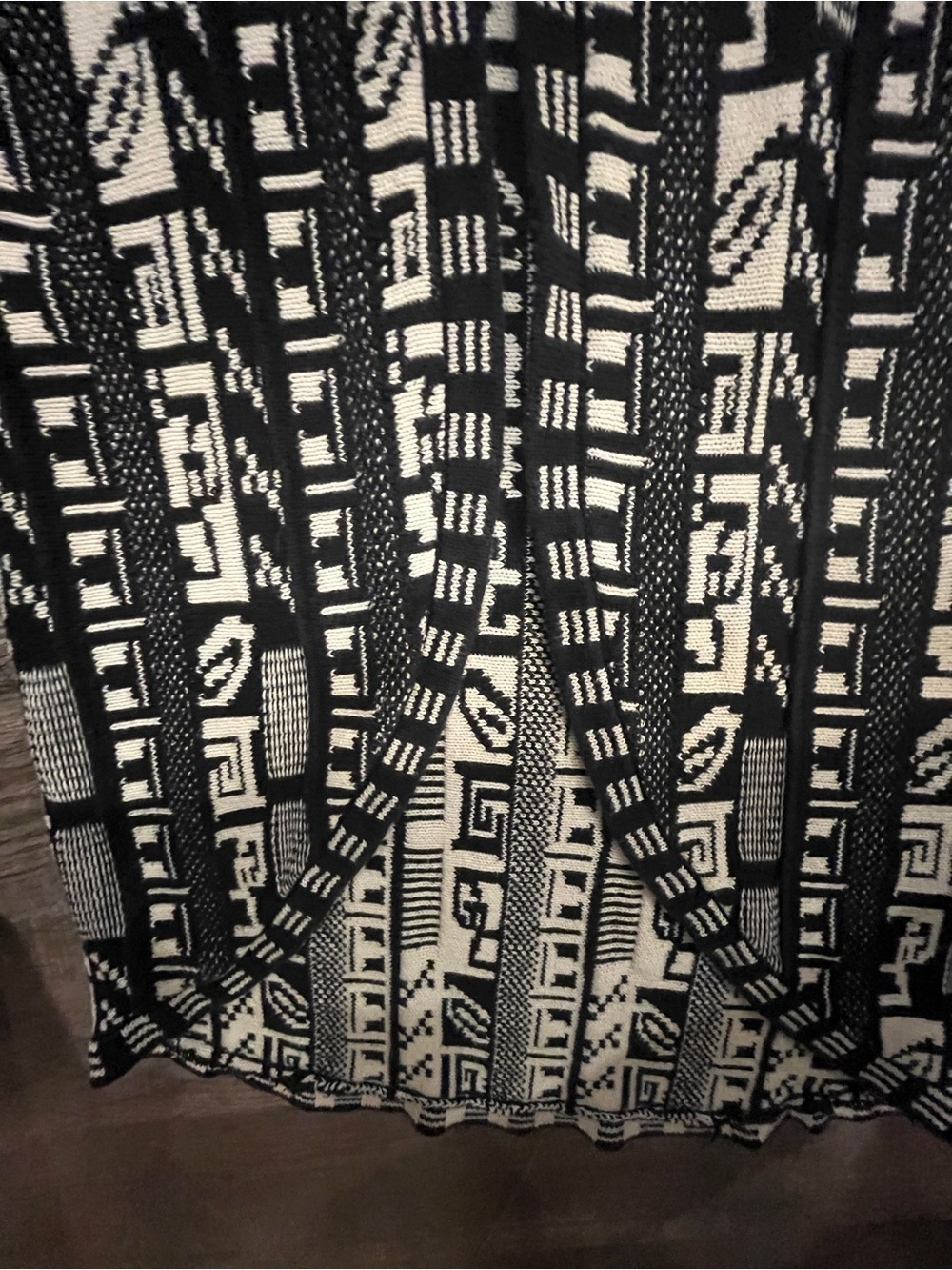 Forever 21 Black & White Sleeveless Geometric Knit Dress - Picture 3 of 3